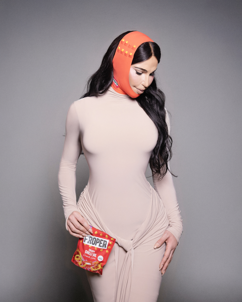 Alexis Stone wearing the PROPER Corntour Face Wrap